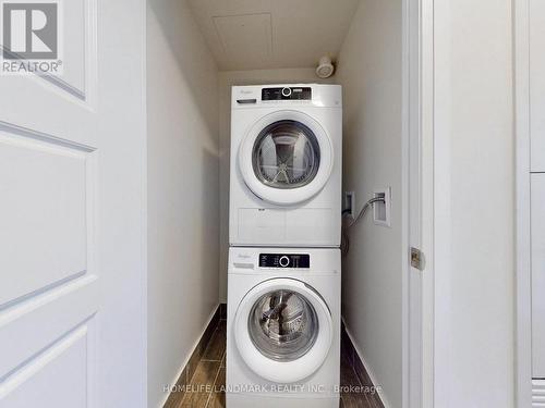 528 - 25 Water Walk Drive, Markham, ON - Indoor Photo Showing Laundry Room