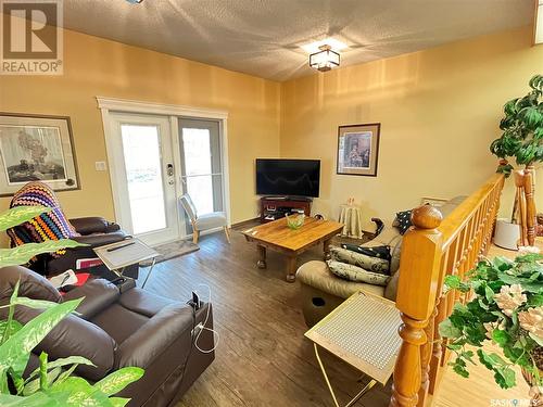 721 Jasper Street, Maple Creek, SK - Indoor Photo Showing Living Room