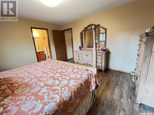 721 Jasper Street, Maple Creek, SK - Indoor Photo Showing Bedroom