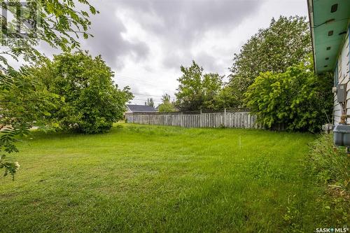 101 2Nd Avenue W, Shellbrook, SK - Outdoor With Backyard