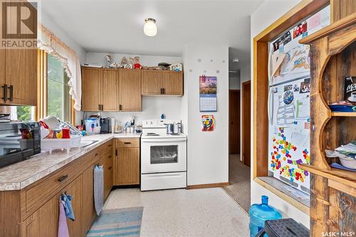 101 2Nd Avenue W, Shellbrook, SK - Indoor Photo Showing Kitchen