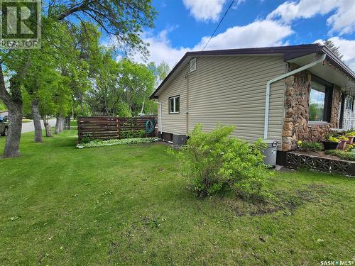 430 Nina Street, Broadview, SK - Outdoor