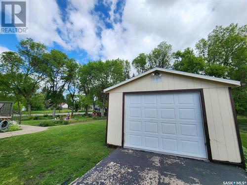 430 Nina Street, Broadview, SK - Outdoor