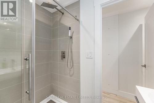 25 Shadyside Avenue, Hamilton, ON - Indoor Photo Showing Bathroom