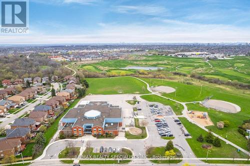 8 Drayglass Court, Brampton, ON - Outdoor With View