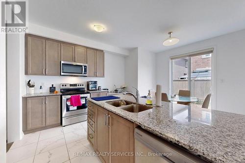 52 Keppel Circle, Brampton, ON - Indoor Photo Showing Kitchen With Double Sink