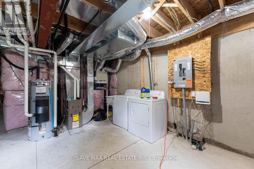 30 - 520 Grey Street E, Brantford, ON - Indoor Photo Showing Laundry Room