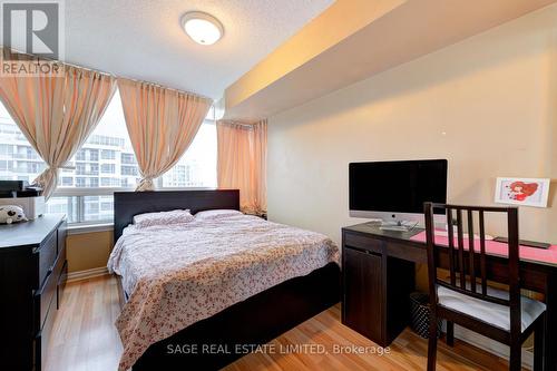 2512 - 3 Rean Drive, Toronto (Bayview Village), ON - Indoor Photo Showing Bedroom