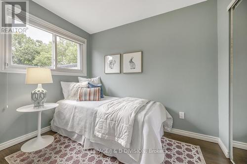 17 - 123 Strathcona Avenue, Toronto (Blake-Jones), ON - Indoor Photo Showing Bedroom