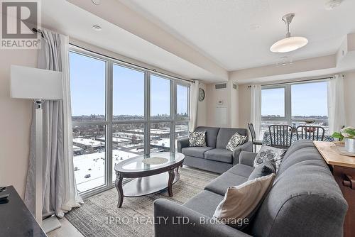 1609 - 2150 Lawrence Avenue E, Toronto, ON - Indoor Photo Showing Living Room