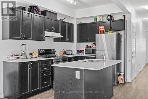34 Lincoln Drive, Belleville, ON - Indoor Photo Showing Kitchen