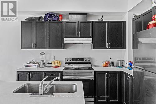 34 Lincoln Drive, Belleville, ON - Indoor Photo Showing Kitchen With Double Sink