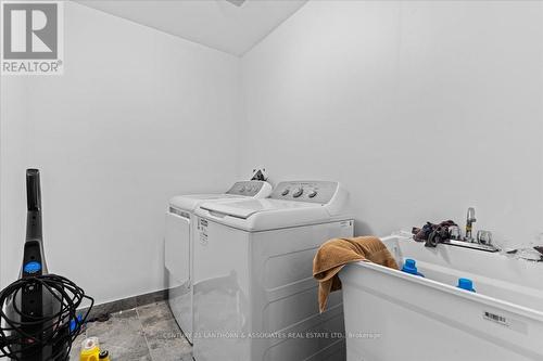 34 Lincoln Drive, Belleville, ON - Indoor Photo Showing Laundry Room