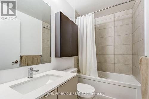608 - 8 Tippett Road, Toronto, ON - Indoor Photo Showing Bathroom