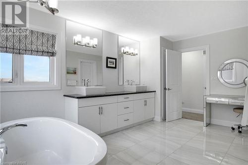 19 Netherwood Road, Kitchener, ON - Indoor Photo Showing Bathroom