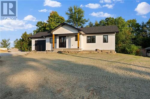 2 bedrooms, 1.5 bathrooms and single attached garage - 38 Partridge Drive, Calabogie, ON - Outdoor