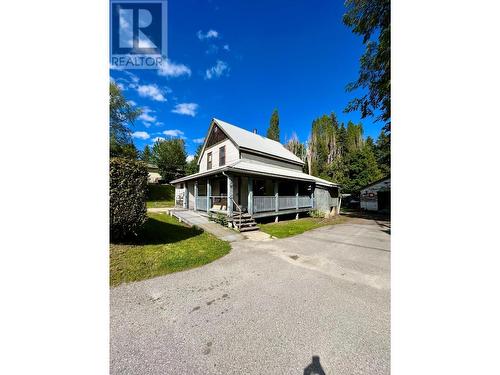 87 Nelson Avenue, Nakusp, BC - Outdoor With Deck Patio Veranda