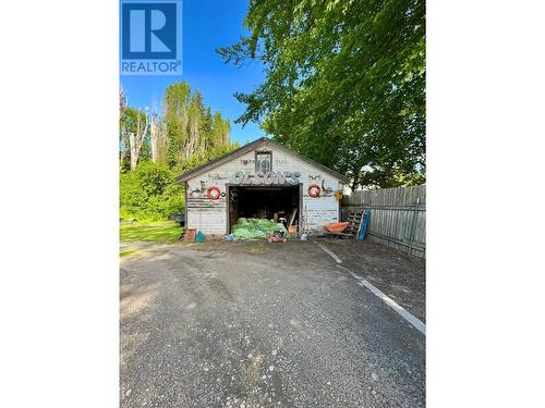 87 Nelson Avenue, Nakusp, BC - Outdoor