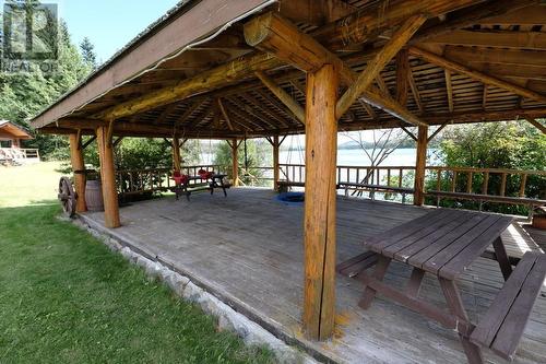 7806 N Bonaparte Road, 100 Mile House, BC - Outdoor