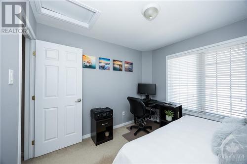 130 Fordham Private, Ottawa, ON - Indoor Photo Showing Bedroom