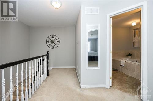 130 Fordham Private, Ottawa, ON - Indoor Photo Showing Other Room