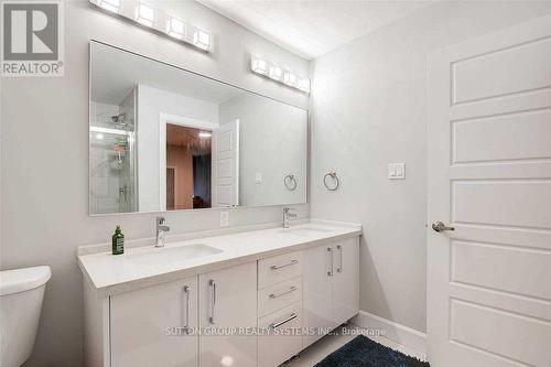 17 - 2610 Kettering Place, London, ON - Indoor Photo Showing Bathroom