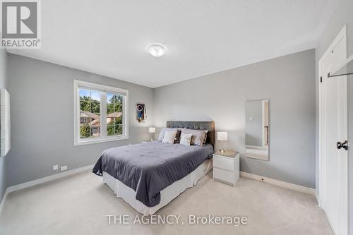 6540 St.Michael Avenue, Niagara Falls, ON - Indoor Photo Showing Bedroom