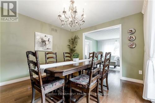 6 Cherryridge Close, Hamilton, ON - Indoor Photo Showing Dining Room