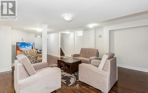 41 Kirkhaven Way, Brampton, ON - Indoor Photo Showing Living Room