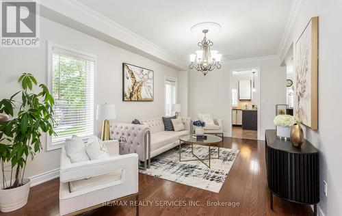 41 Kirkhaven Way, Brampton, ON - Indoor Photo Showing Living Room