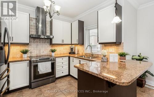 41 Kirkhaven Way, Brampton, ON - Indoor Photo Showing Kitchen With Double Sink With Upgraded Kitchen