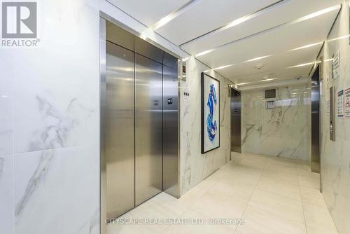 4308 - 4065 Confederation Parkway, Mississauga, ON - Indoor Photo Showing Bathroom