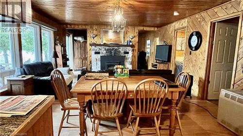 57 Hope Drive, Northern Bruce Peninsula, ON - Indoor Photo Showing Dining Room