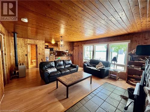 57 Hope Drive, Northern Bruce Peninsula, ON - Indoor Photo Showing Living Room