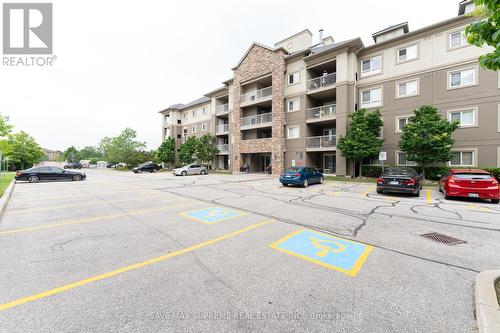 2212 - 6 Dayspring Circle, Brampton, ON - Outdoor With Balcony