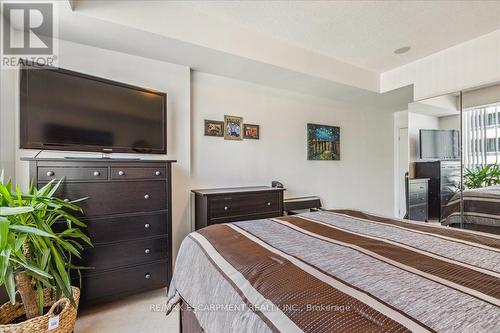 316 - 1 Hurontario Street, Mississauga (Port Credit), ON - Indoor Photo Showing Bedroom