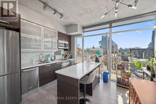 209 - 1205 Queen Street W, Toronto, ON - Indoor Photo Showing Kitchen With Stainless Steel Kitchen