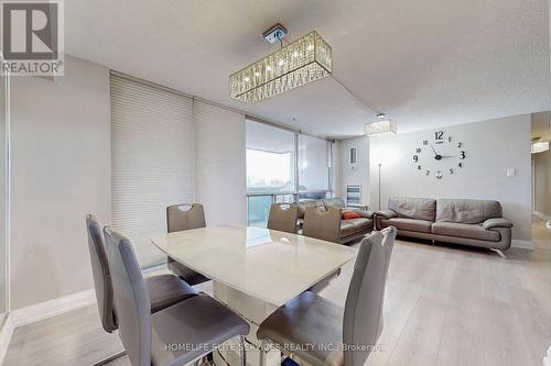 612 - 120 Dundalk Drive, Toronto, ON - Indoor Photo Showing Dining Room