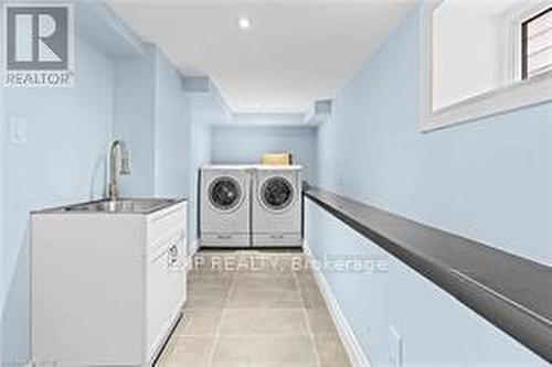 292 Grey Street, London, ON - Indoor Photo Showing Laundry Room