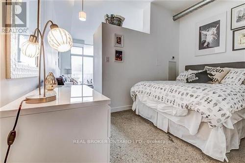 419 - 510 King Street E, Toronto (Moss Park), ON - Indoor Photo Showing Bedroom