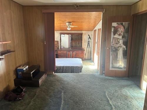 Swan River, Manitoba - Indoor Photo Showing Other Room