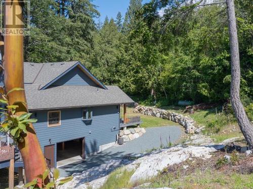 8116 Emmonds Road, Powell River, BC - Outdoor