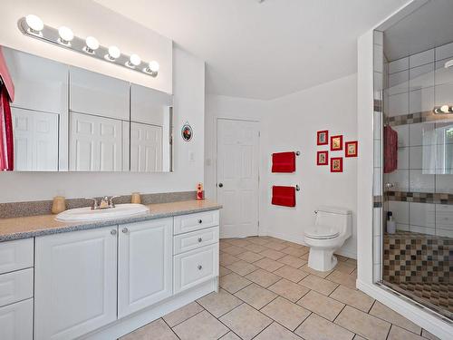 Salle de bains - 60 Ch. Du Lac-Fawn O., Harrington, QC - Indoor Photo Showing Bathroom