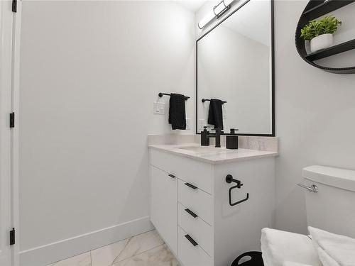 203-1110 Samar Cres, Langford, BC - Indoor Photo Showing Bathroom