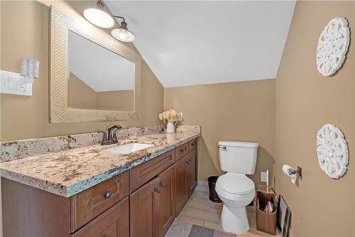 4078 Highway #6 S, Mount Hope, ON - Indoor Photo Showing Bathroom