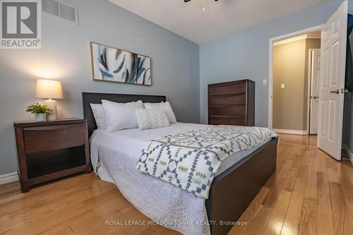 1042 Zimmerman Crescent, Milton, ON - Indoor Photo Showing Bedroom