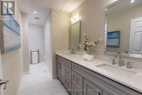 1042 Zimmerman Crescent, Milton, ON - Indoor Photo Showing Bathroom