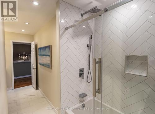 1042 Zimmerman Crescent, Milton, ON - Indoor Photo Showing Bathroom