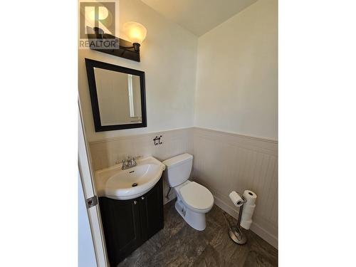 5 4632 Davis Avenue, Terrace, BC - Indoor Photo Showing Bathroom