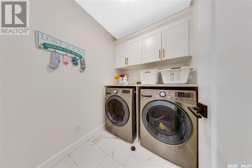 336 Bolstad Way, Saskatoon, SK - Indoor Photo Showing Laundry Room